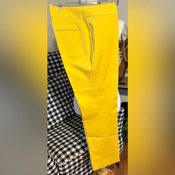 Antonio Melani Size 12 Yellow Pants - Picture 1 of 4